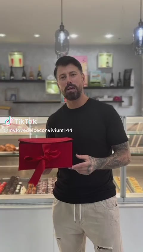 Carica il video: 